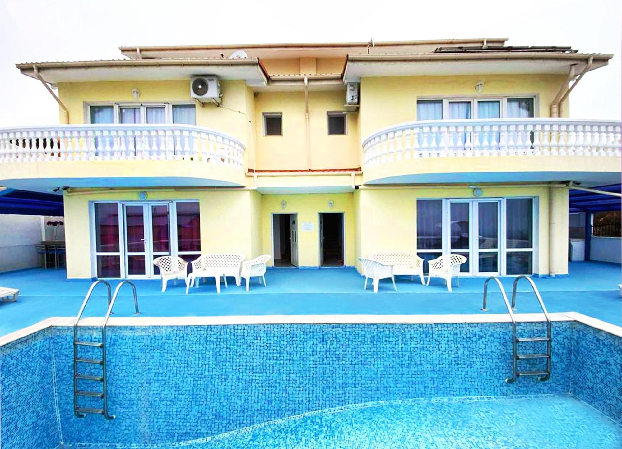 Villa Sorento Italian Neoclassica Balchik Exterior foto